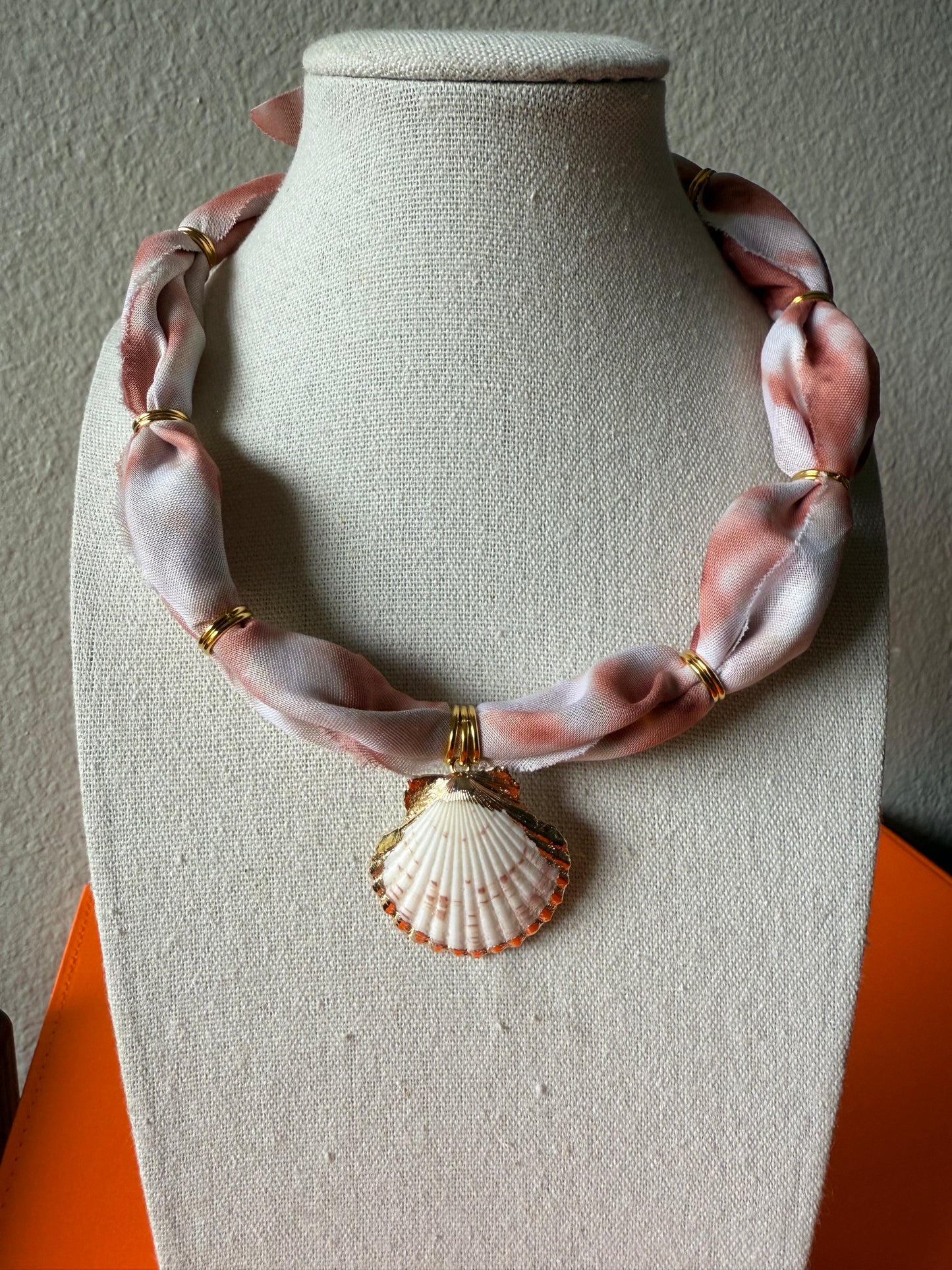 Rose Tie-Dye w/ Shell