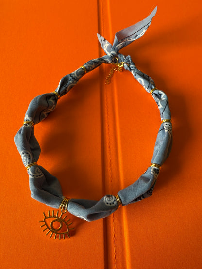 Periwinkle w/ Gold Ojo