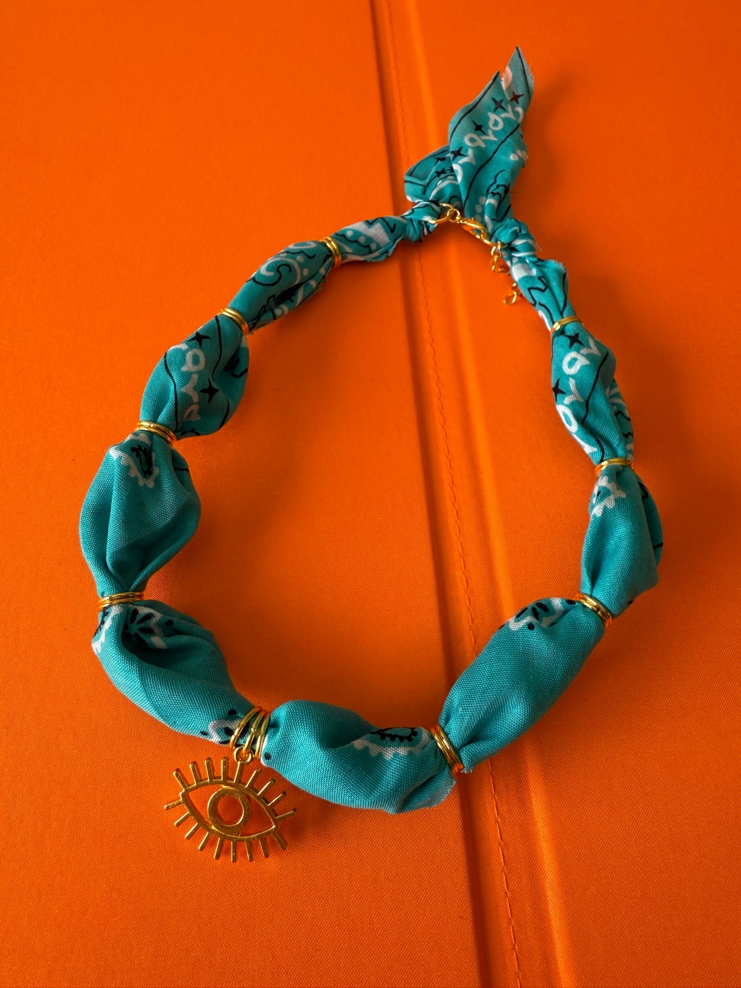 Turquoise w/ Gold Ojo