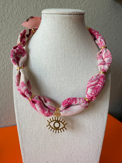 Pink Flower Print w/ Gold Ojo